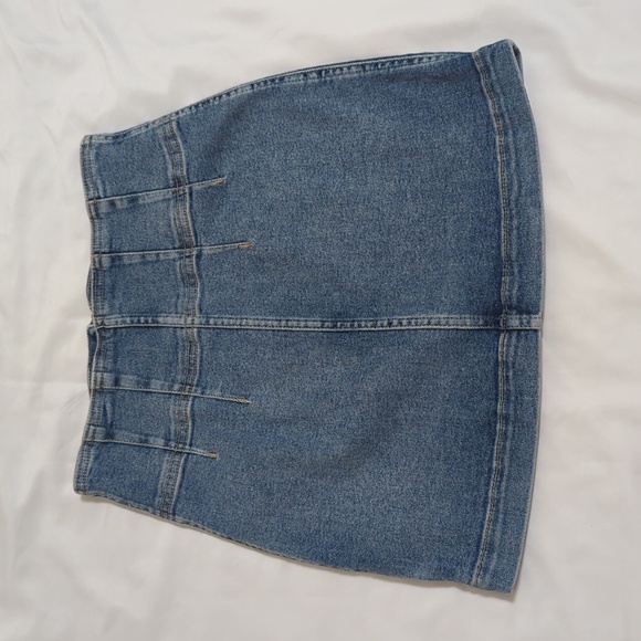 Free People Virgo Zipper Front Denim Mini Skirt, Color Sierra Wash Size 25 - Picture 5 of 15